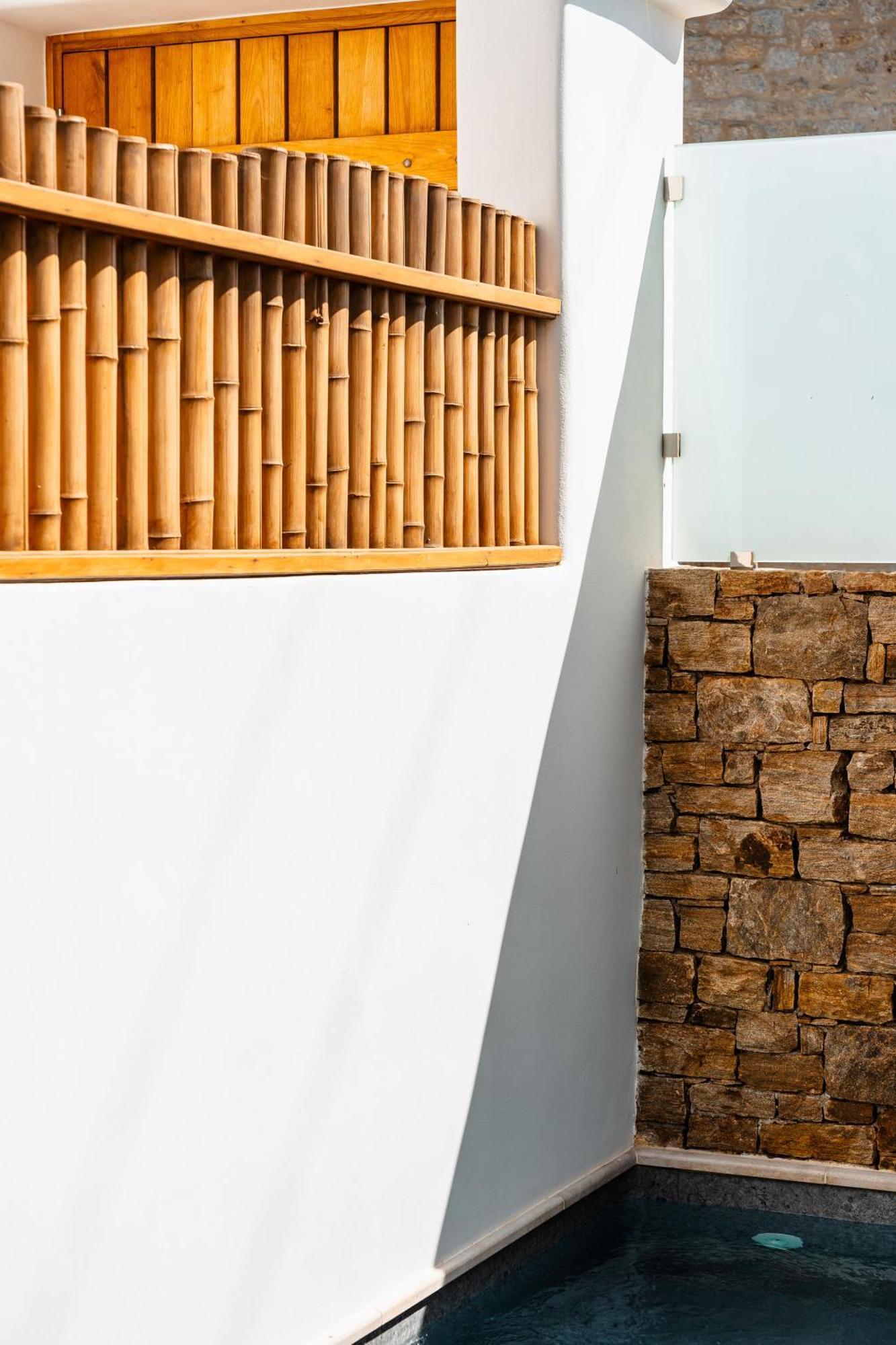 Sunday Luxury Suites Ajía Ána Kültér fotó
