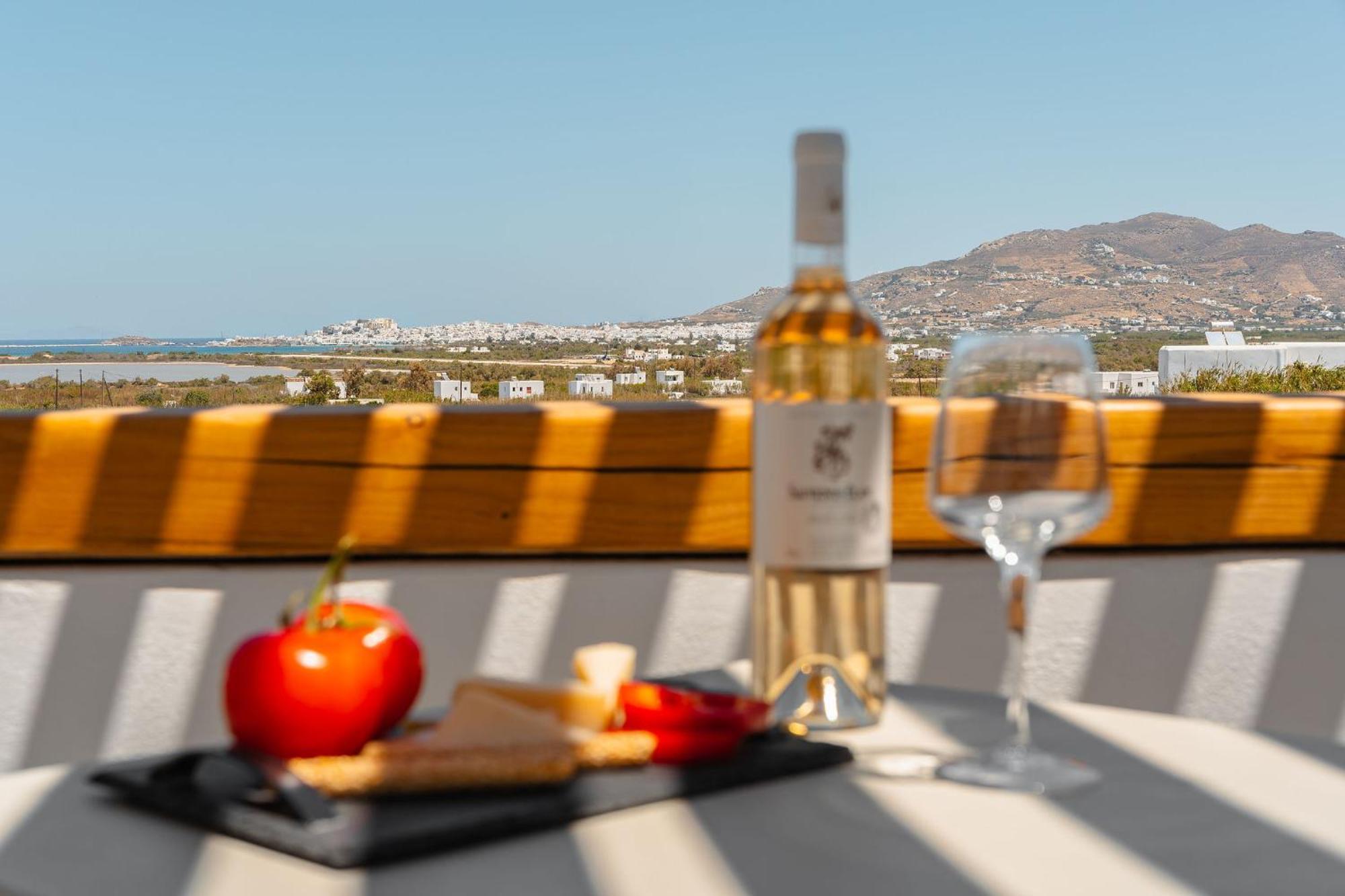 Sunday Luxury Suites Ajía Ána Kültér fotó